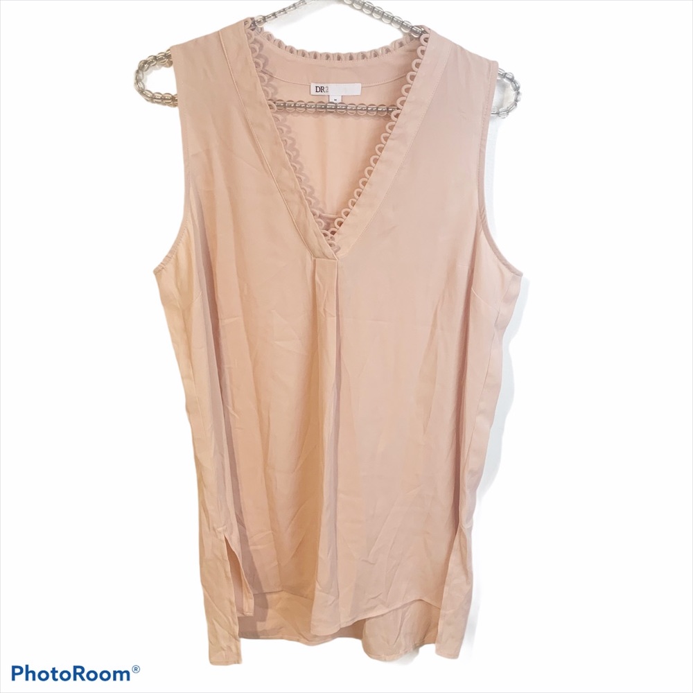 Daniel Rainn DR2 l Pink Chiffon V Neck Tank